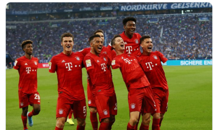 Schalke NABIJA SIĘ z gry rękami piłkarzy Bayernu we wczorajszym meczu